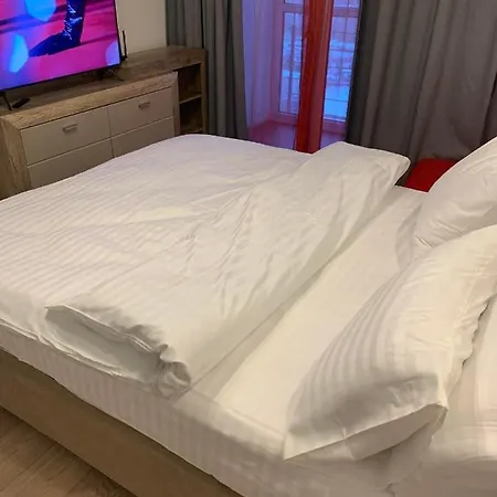 Apartment жк олимпийский городок Kiew
